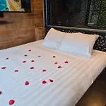 Ocv Infiny Apartment *