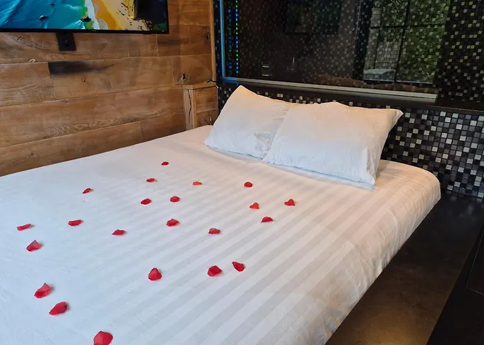 Ocv Infiny Apartment *